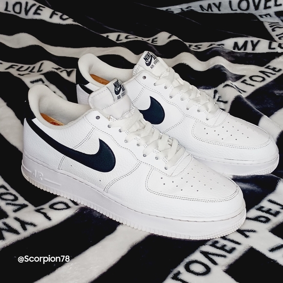 Nike AirForce 1 '07 Streetwear Shoes Size 11.5 for Men - Picture 2 of 12